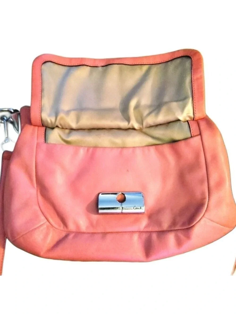 COACH AUTHENTIC CROSSBODY PINK 